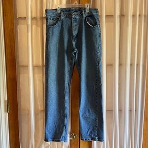 Wrangler Men's Classic Straight Denim Jeans
